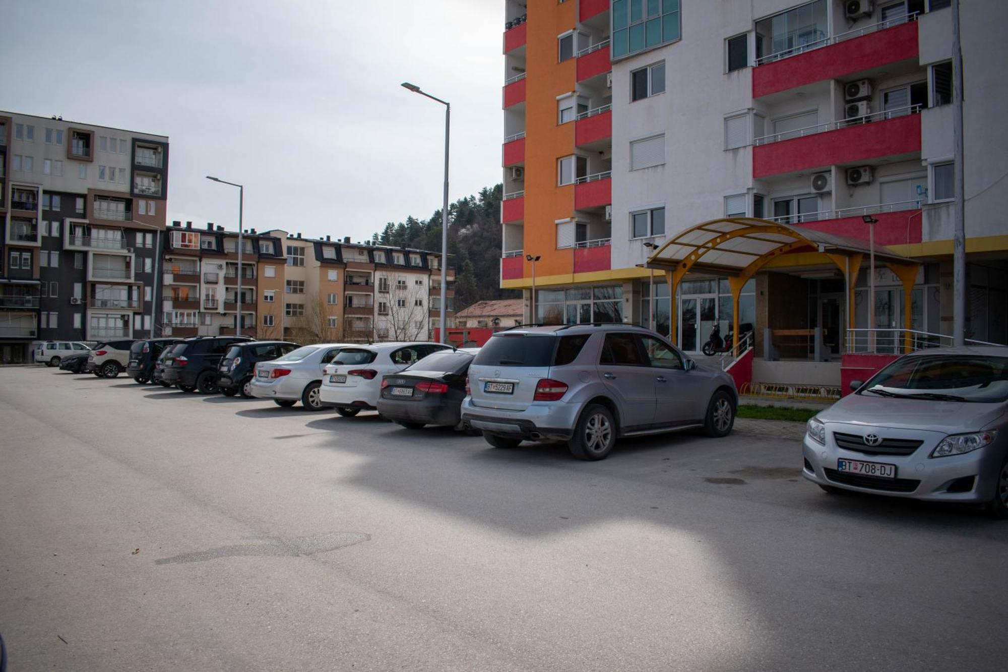 B&M Apartment Bitola Bagian luar foto